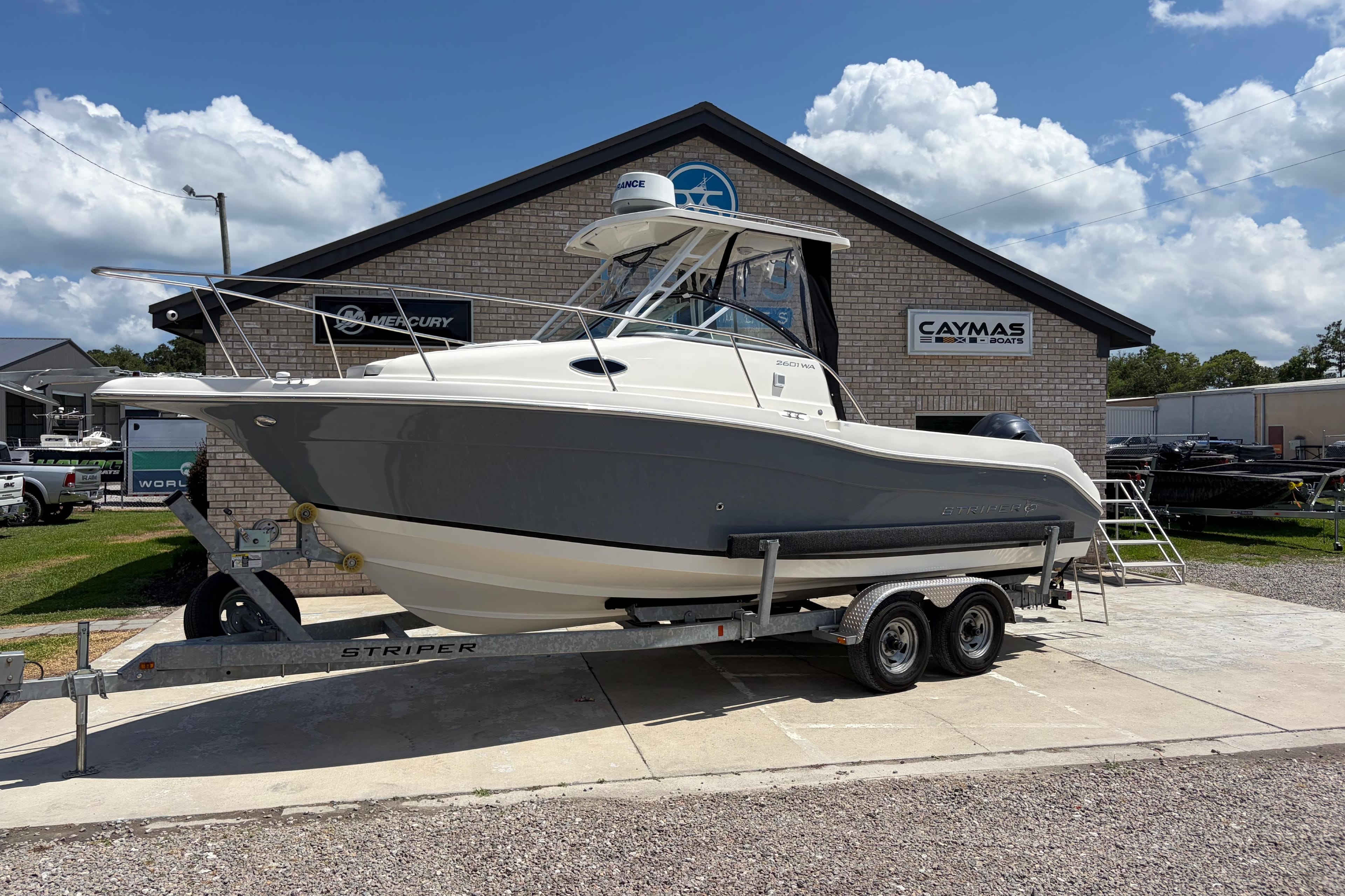 2014 Seaswirl Striper 2601 Walkaround O/B