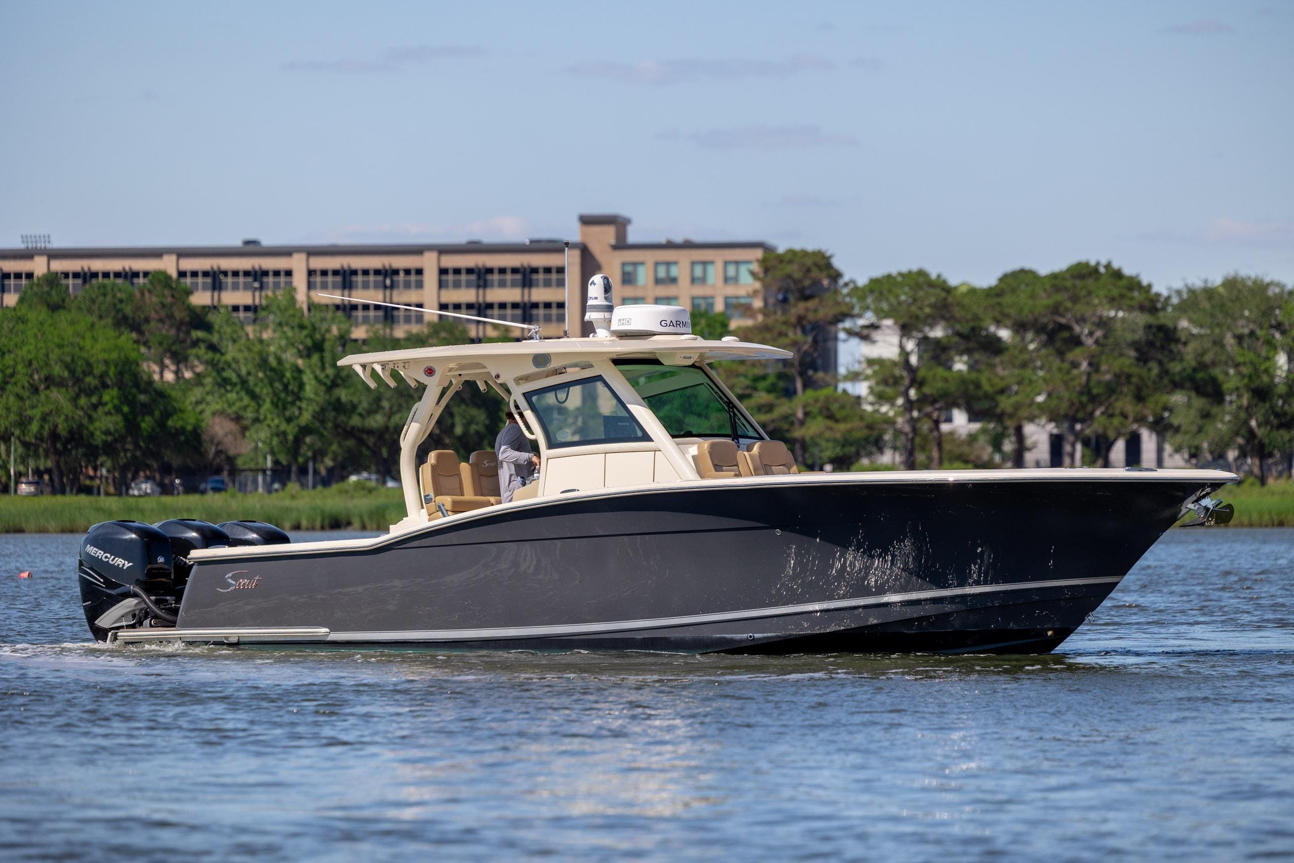 2019 Scout 355 LXF