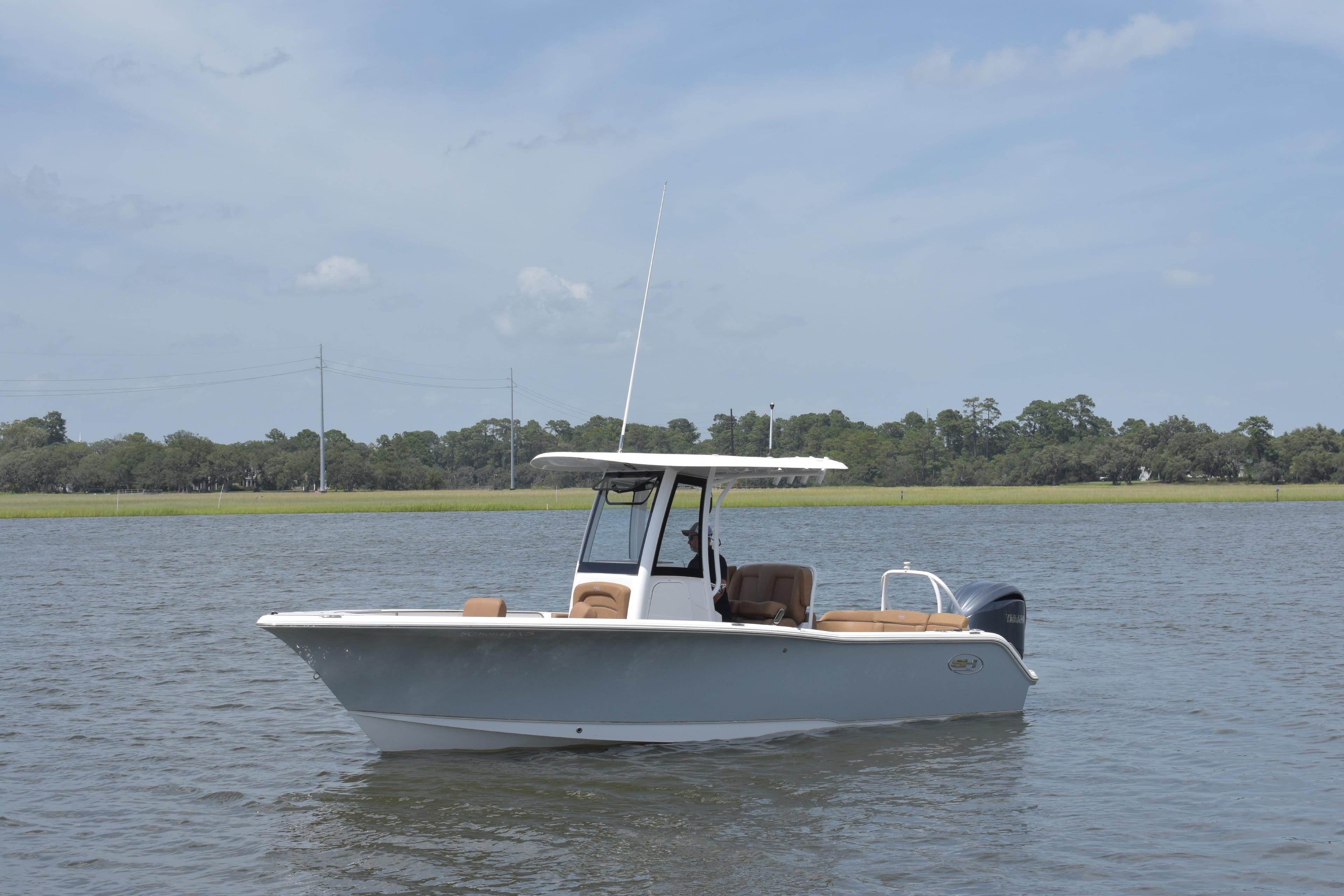 2022 Sea Hunt Ultra 239 SE