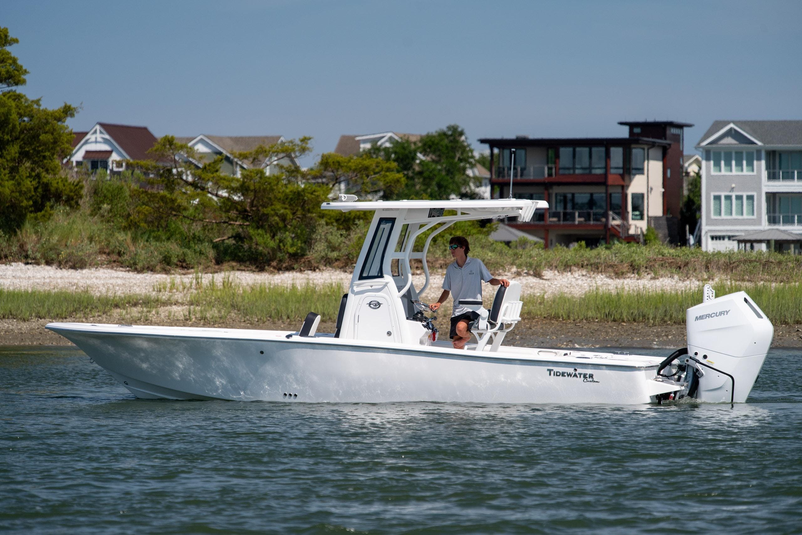 2025 Tidewater 2500 Carolina Bay