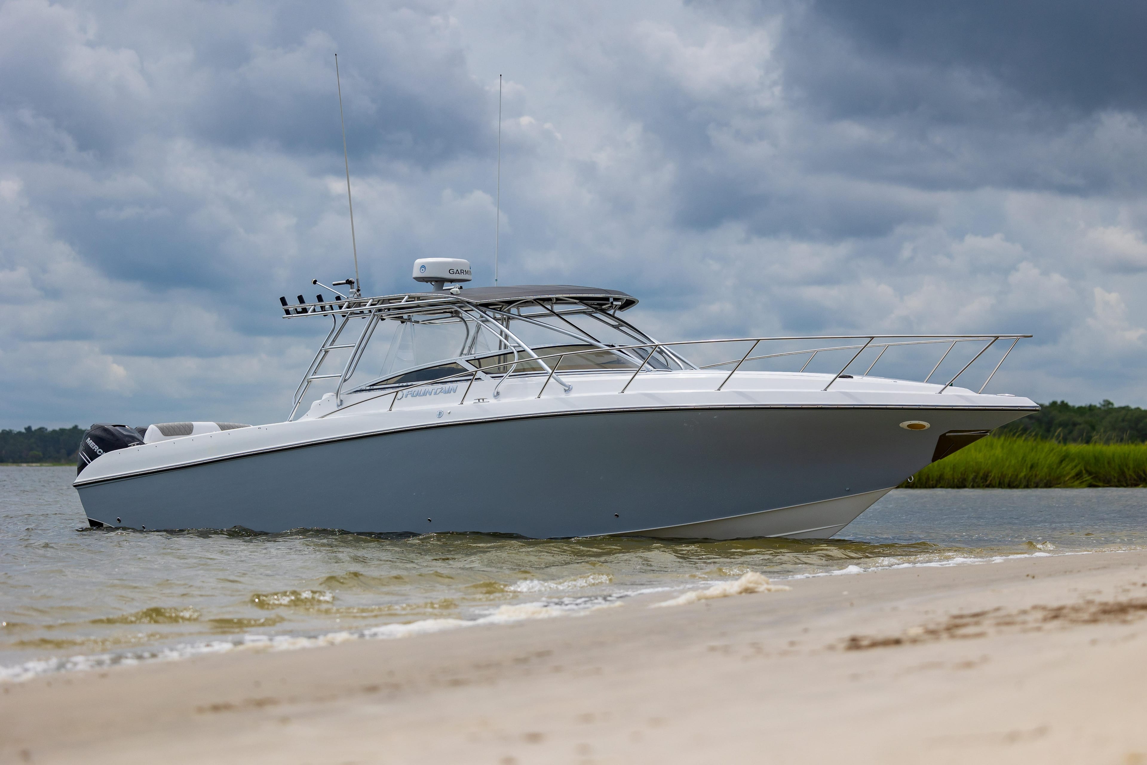2006 Fountain 38 LX