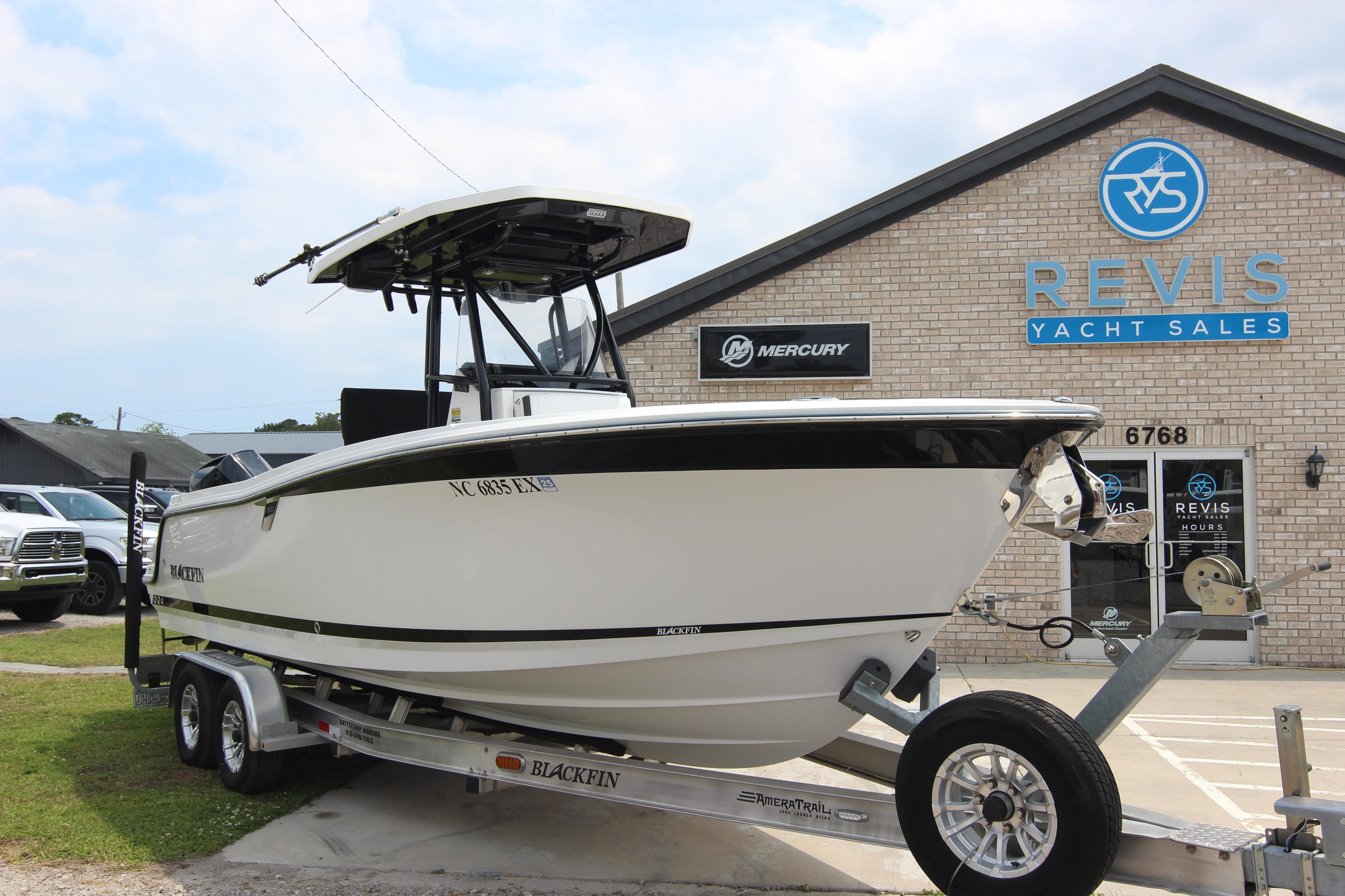 2022 Blackfin 252 CC